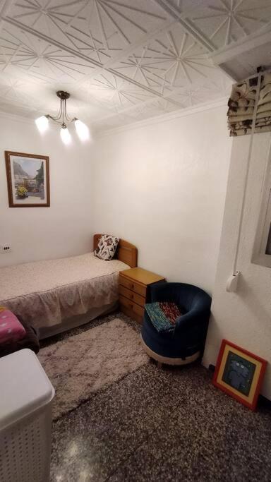 Charming Three Bedroom Apartment In Alcoi Kültér fotó