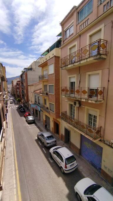 Charming Three Bedroom Apartment In Alcoi Kültér fotó